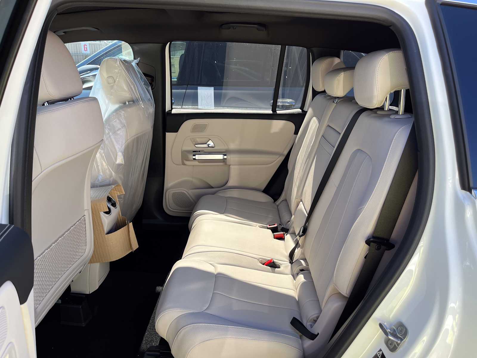 new 2026 Mercedes-Benz GLB 250 car