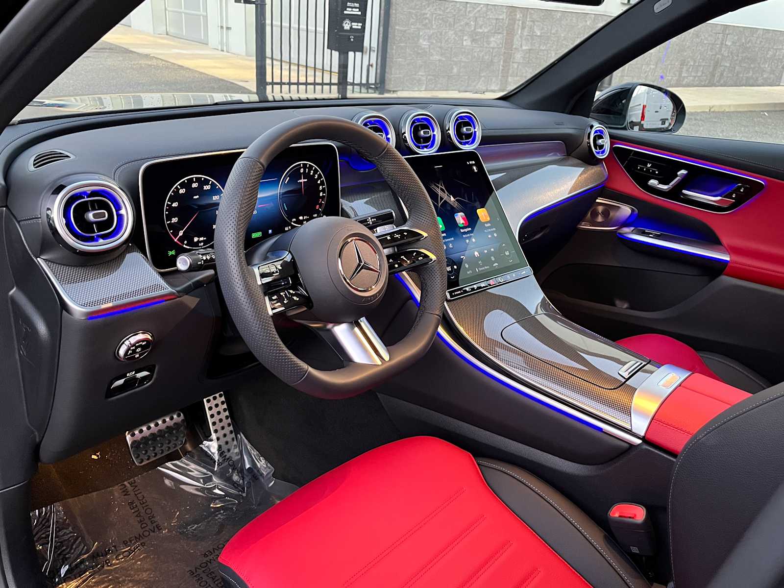 new 2025 Mercedes-Benz GLC 350e Plug-In Hybrid car