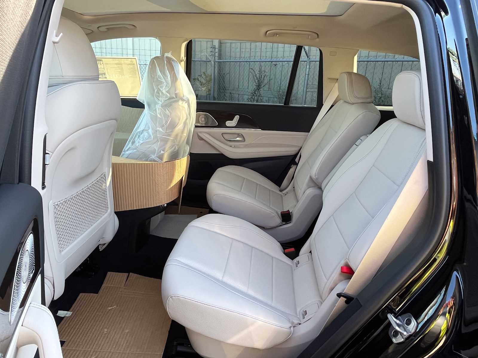 new 2026 Mercedes-Benz GLS 450 car