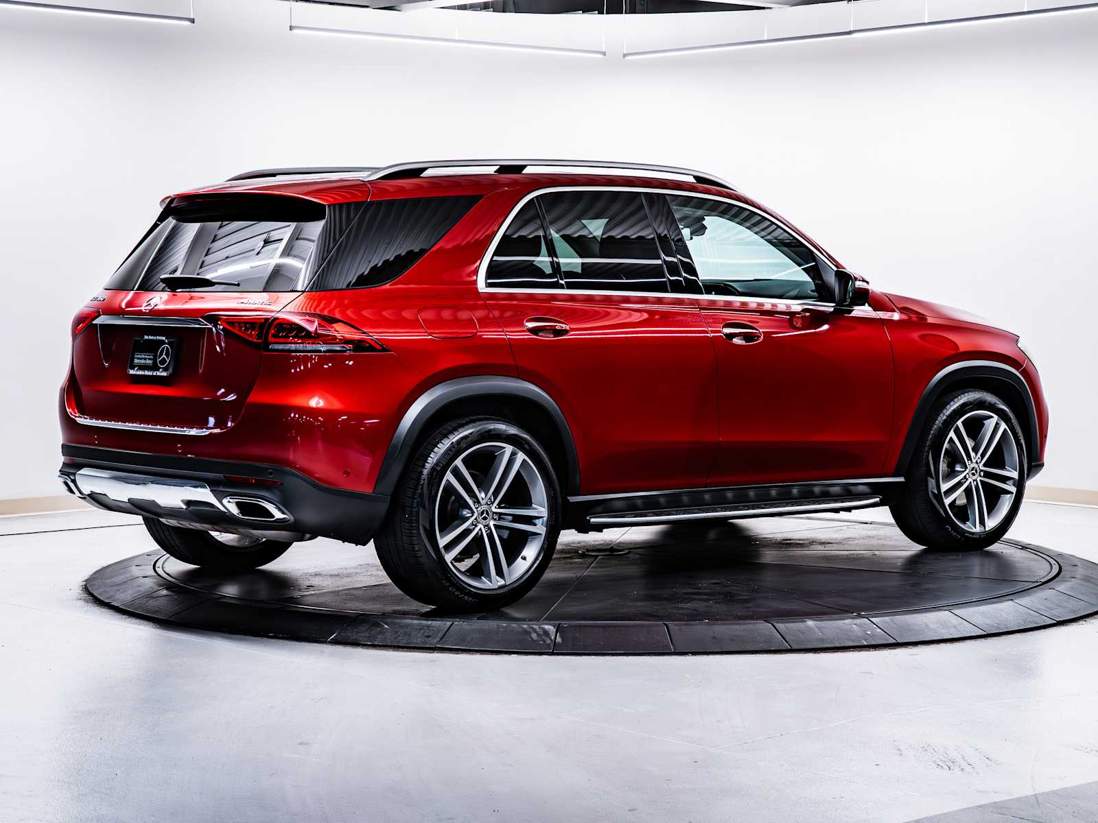 used 2022 Mercedes-Benz GLE 350 car, priced at $48,498