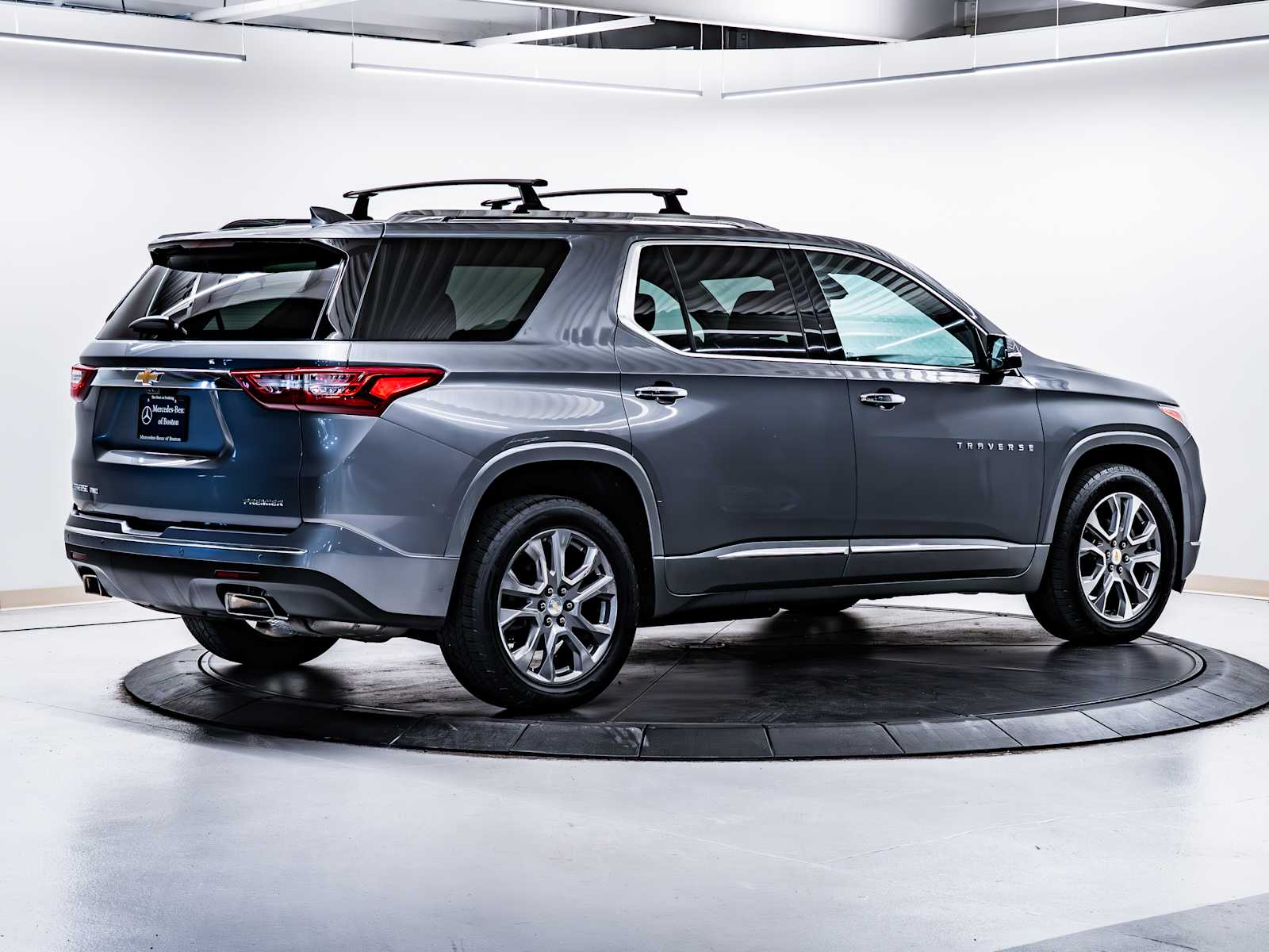 used 2019 Chevrolet Traverse car, priced at $24,398