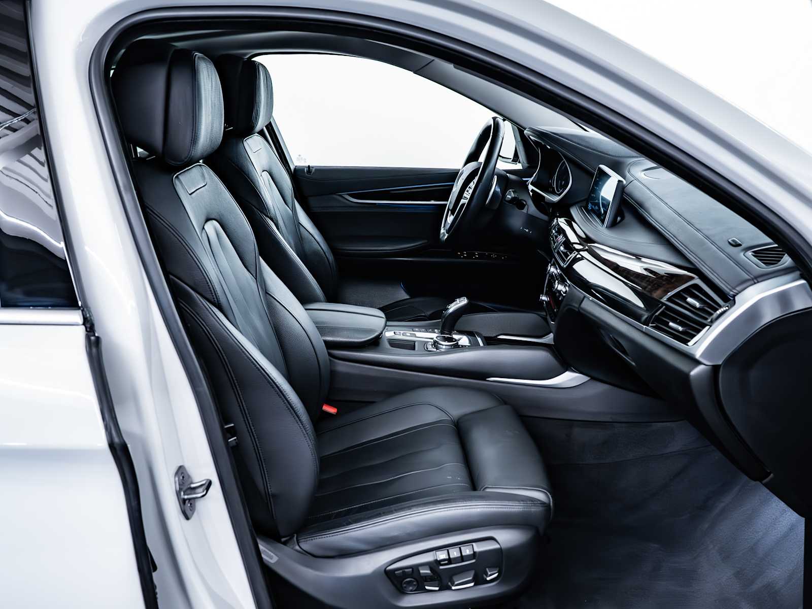 used 2016 BMW X6 car, priced at $18,998