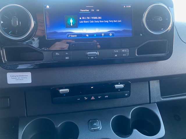 new 2025 Mercedes-Benz Sprinter 3500 car