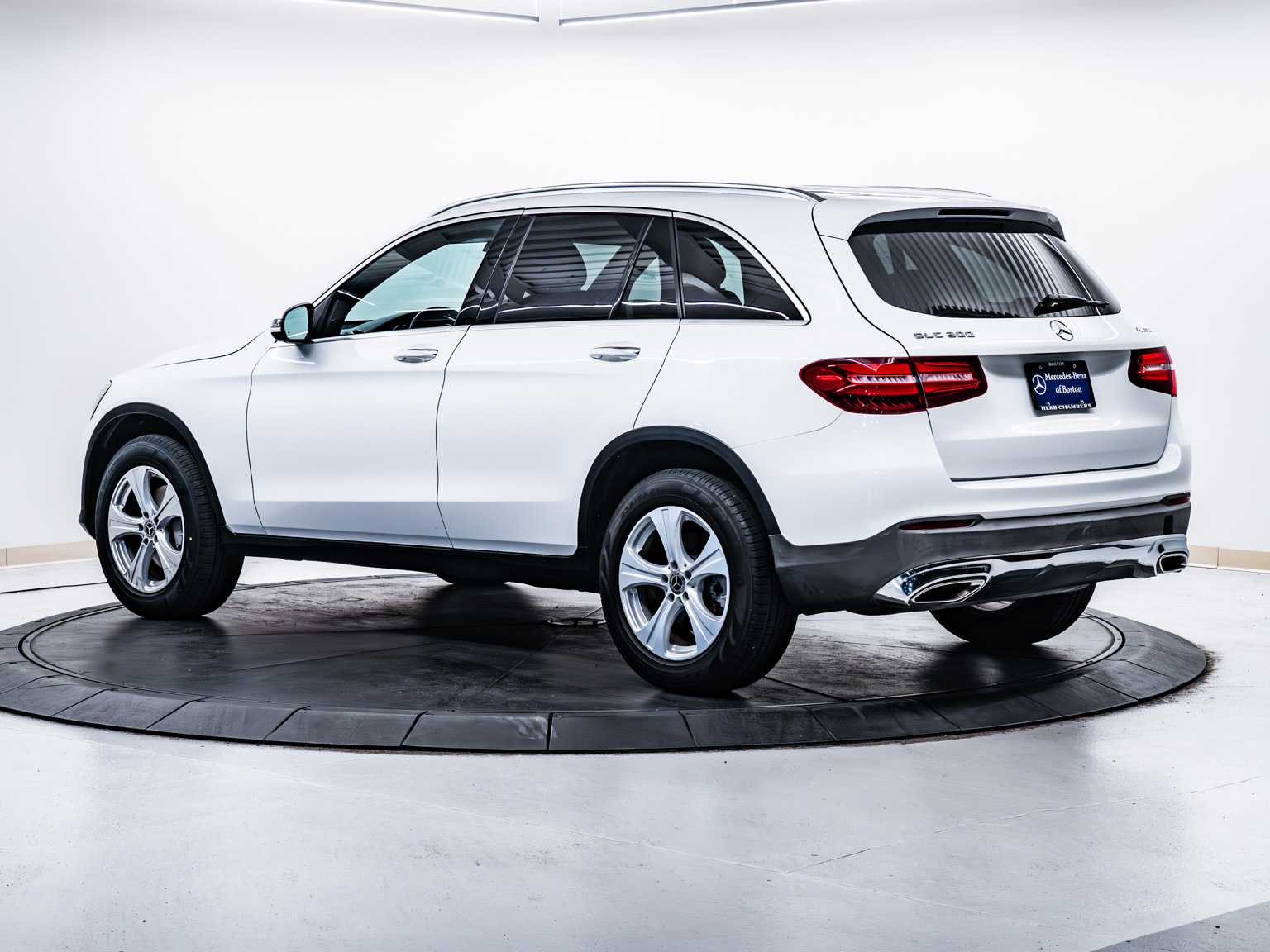 used 2018 Mercedes-Benz GLC 300 car, priced at $17,498