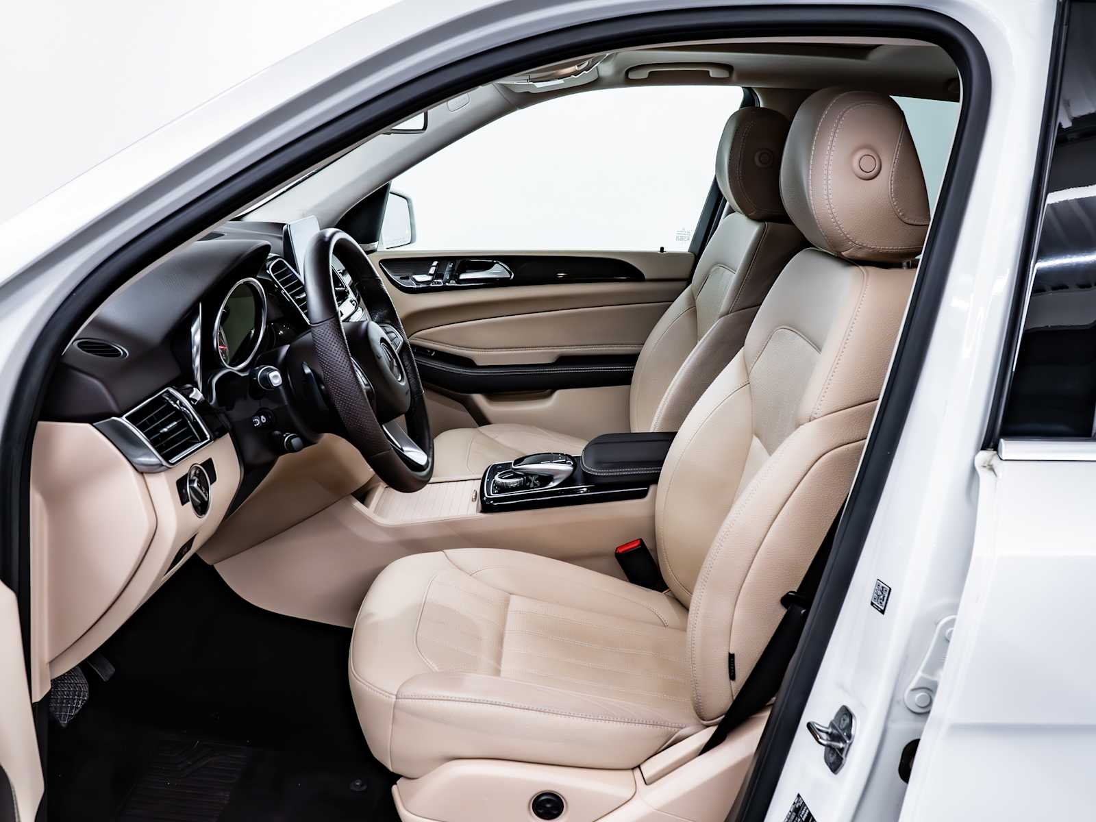 used 2018 Mercedes-Benz GLE 350 car, priced at $24,998