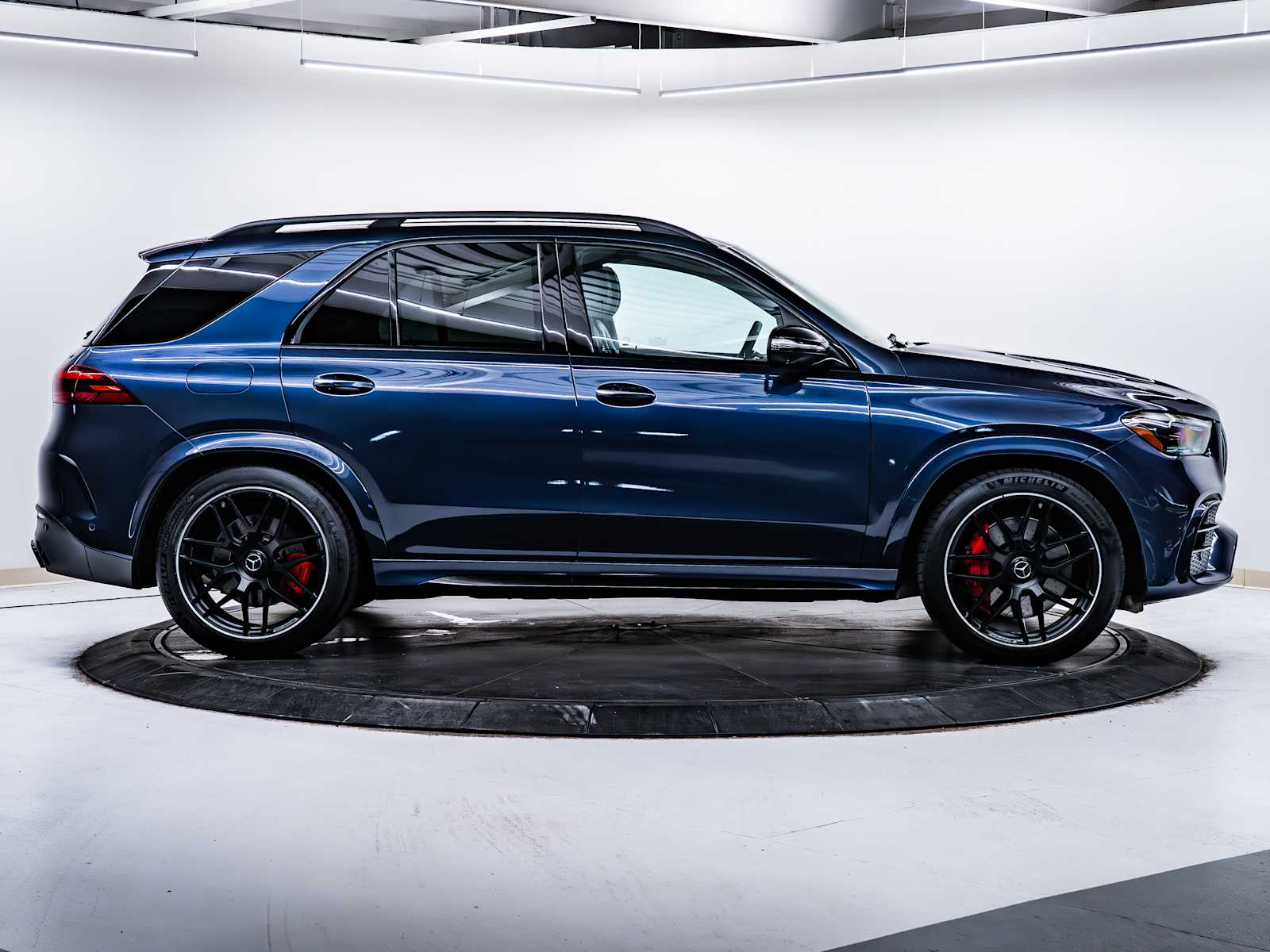 used 2024 Mercedes-Benz AMG GLE 63 car, priced at $95,998