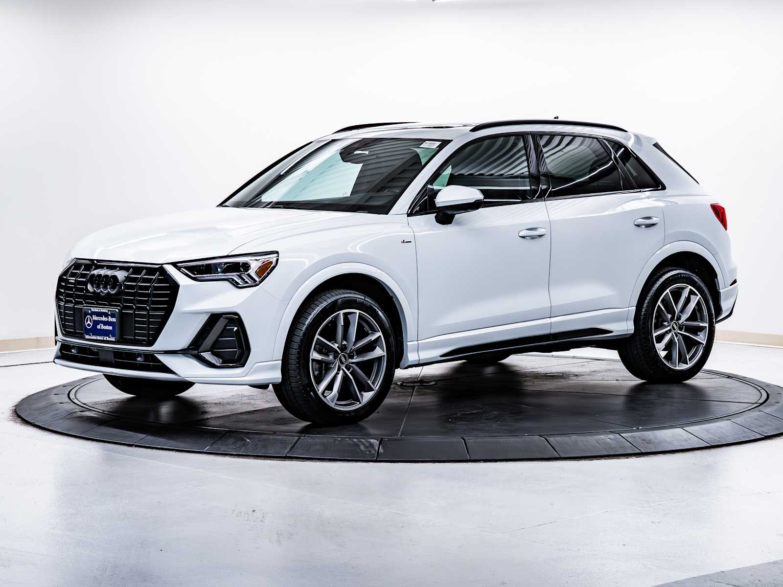 used 2022 Audi Q3 car, priced at $25,498