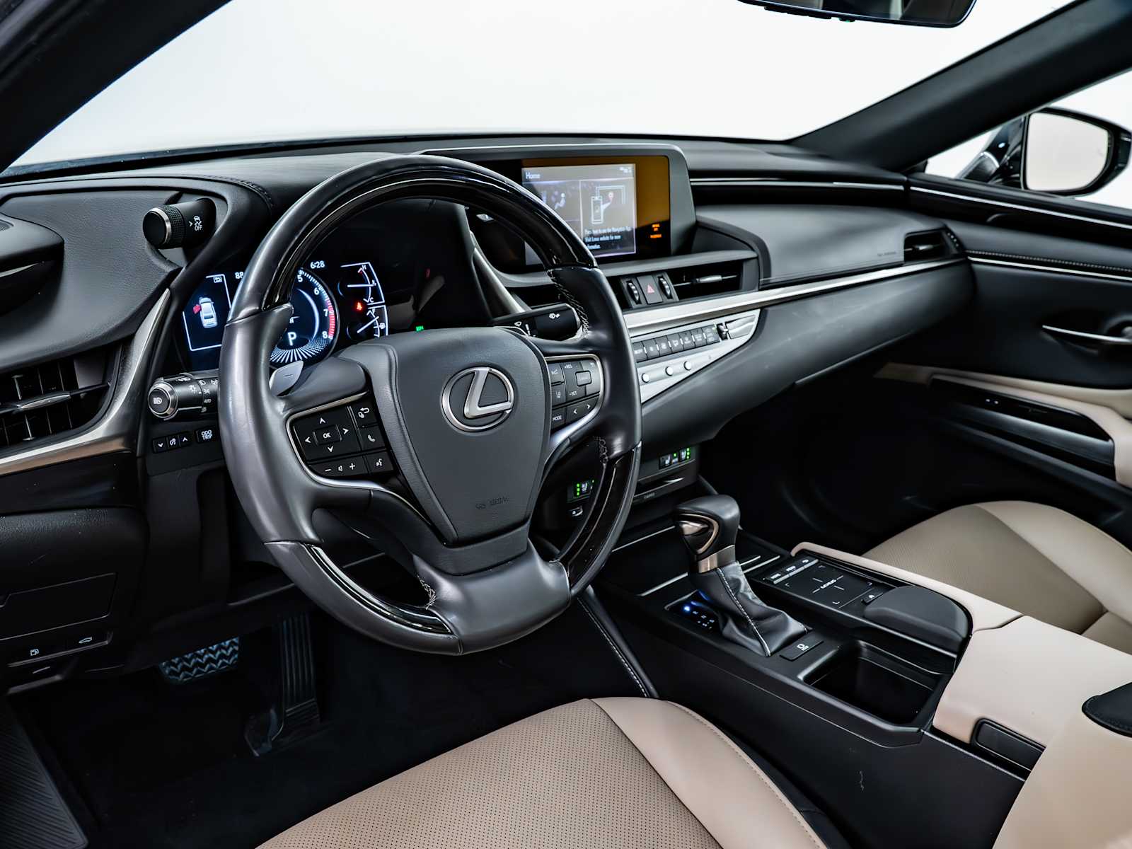 used 2019 Lexus ES 350 car, priced at $30,998