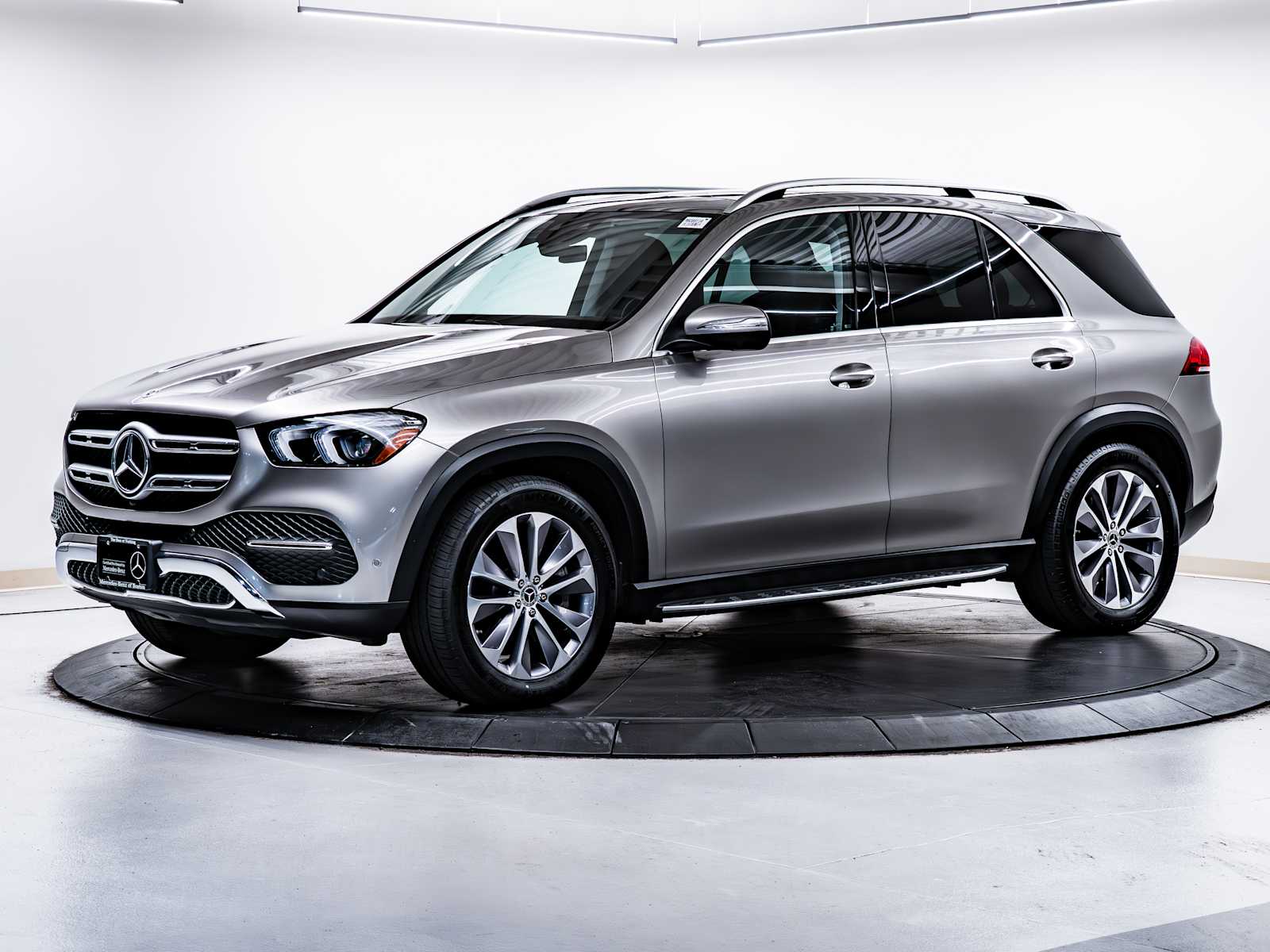 used 2023 Mercedes-Benz GLE 450 car, priced at $56,998