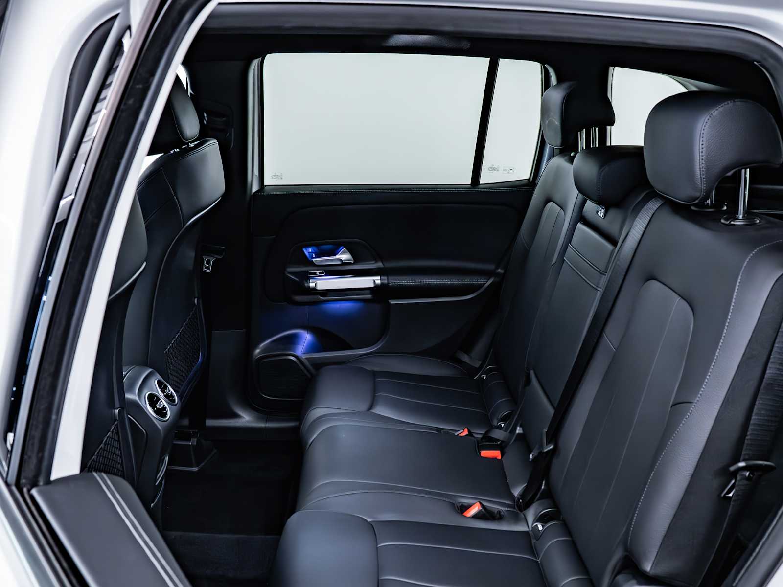 used 2022 Mercedes-Benz GLB 250 car, priced at $34,998