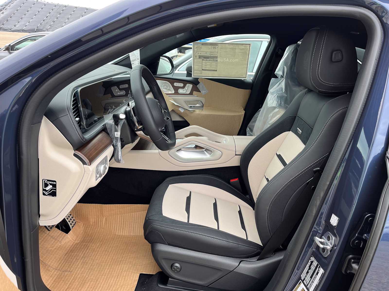 new 2025 Mercedes-Benz AMG GLE 53 car