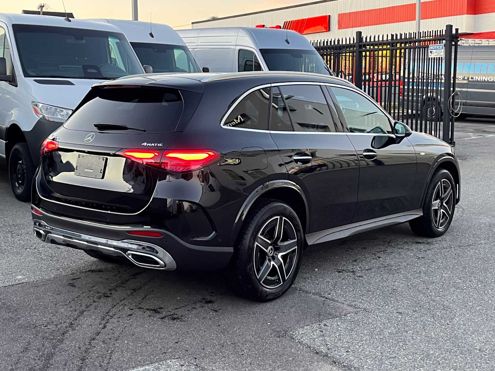 new 2025 Mercedes-Benz GLC 350e Plug-In Hybrid car