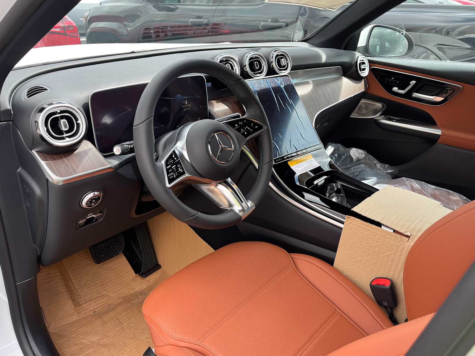 new 2025 Mercedes-Benz GLC 350e Plug-In Hybrid car