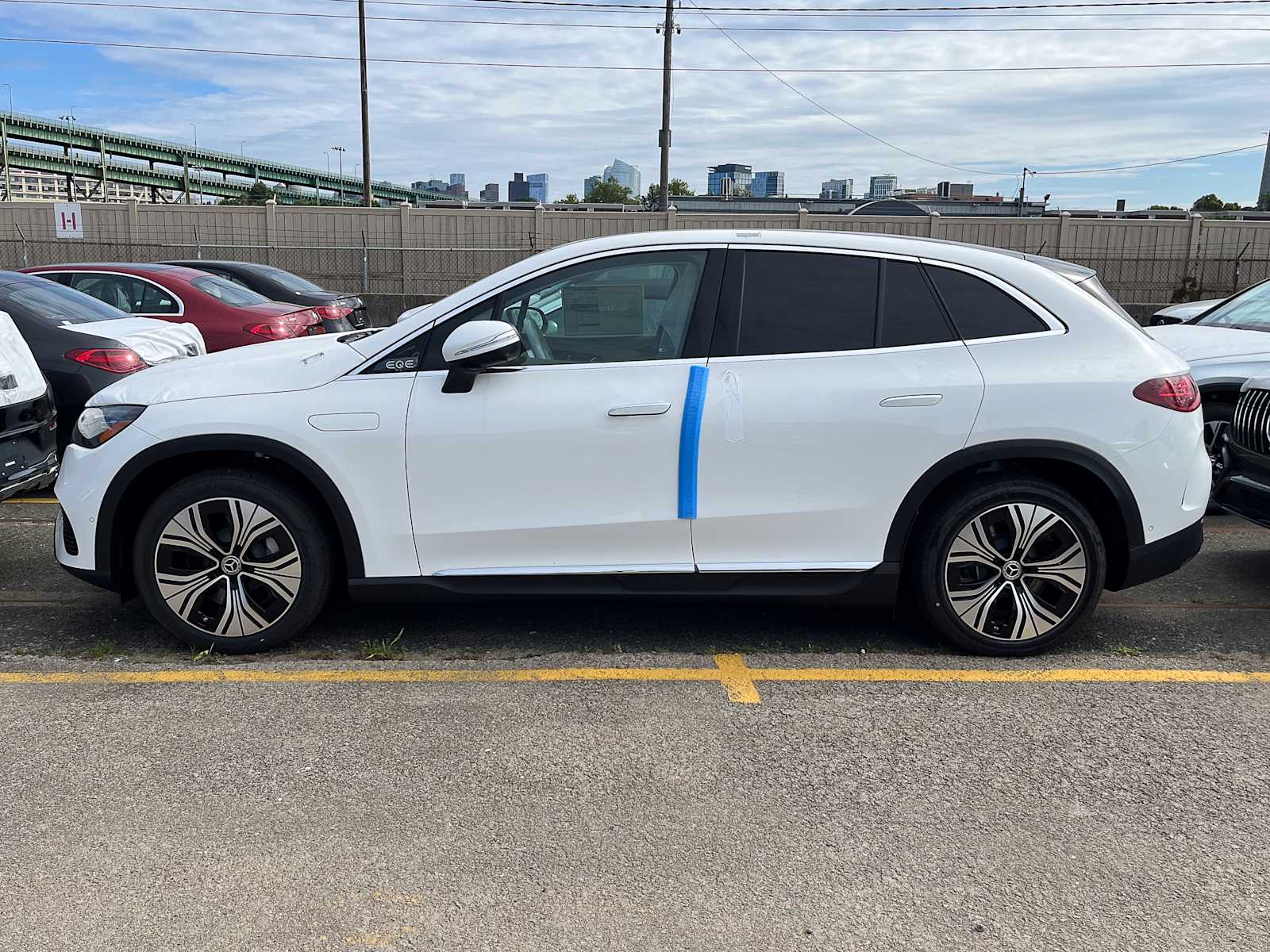 new 2025 Mercedes-Benz EQE 350 car