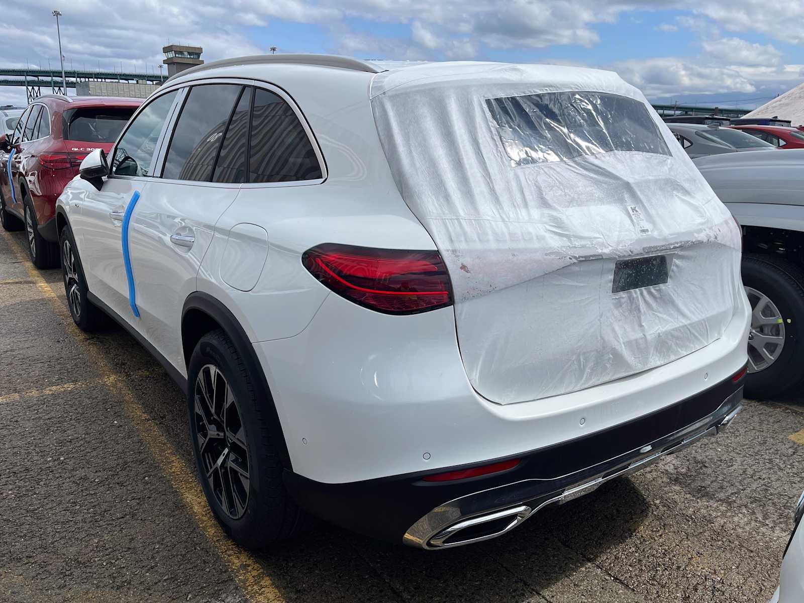 new 2025 Mercedes-Benz GLC 350e Plug-In Hybrid car