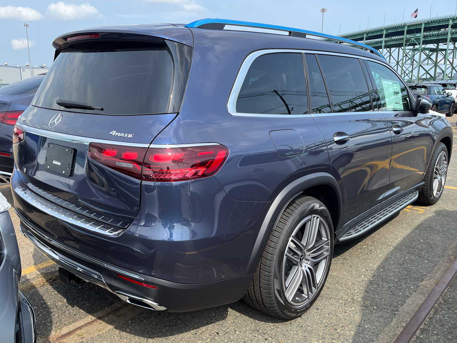 new 2026 Mercedes-Benz GLS 450 car