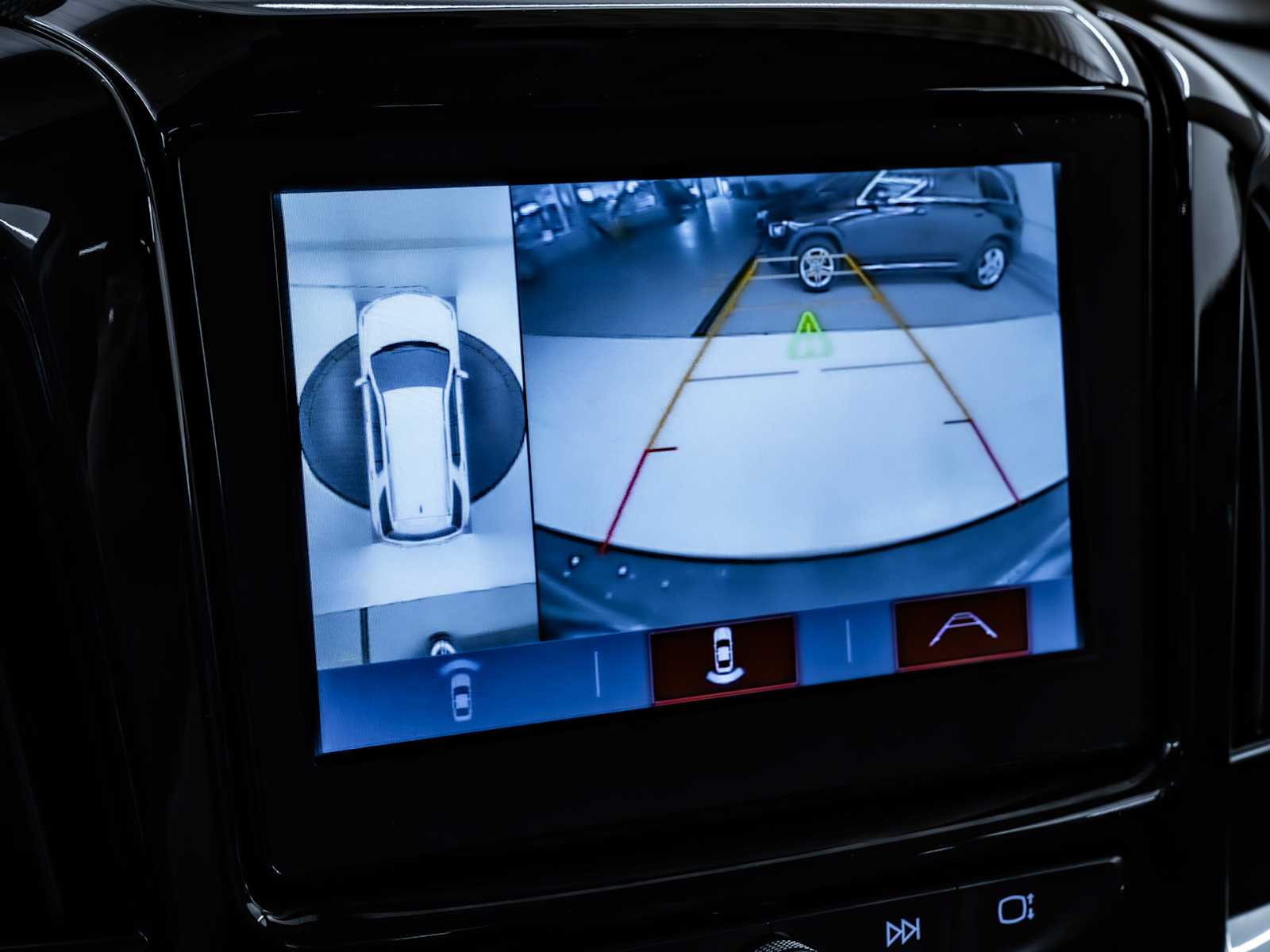 used 2019 Chevrolet Traverse car, priced at $24,398