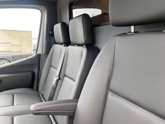 new 2024 Mercedes-Benz eSprinter 2500 car