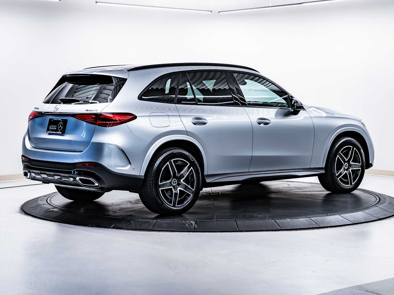 used 2025 Mercedes-Benz GLC 300 car, priced at $49,998