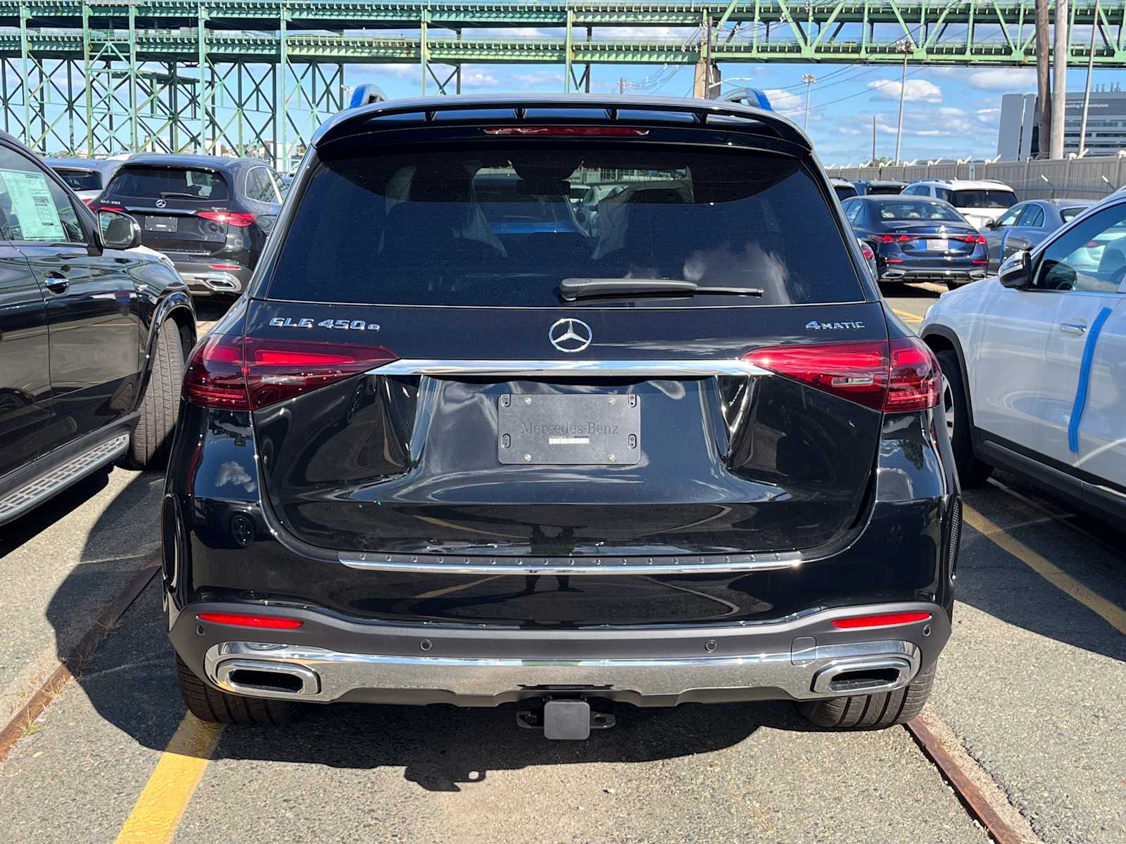 new 2026 Mercedes-Benz GLE 450e Plug-In Hybrid car