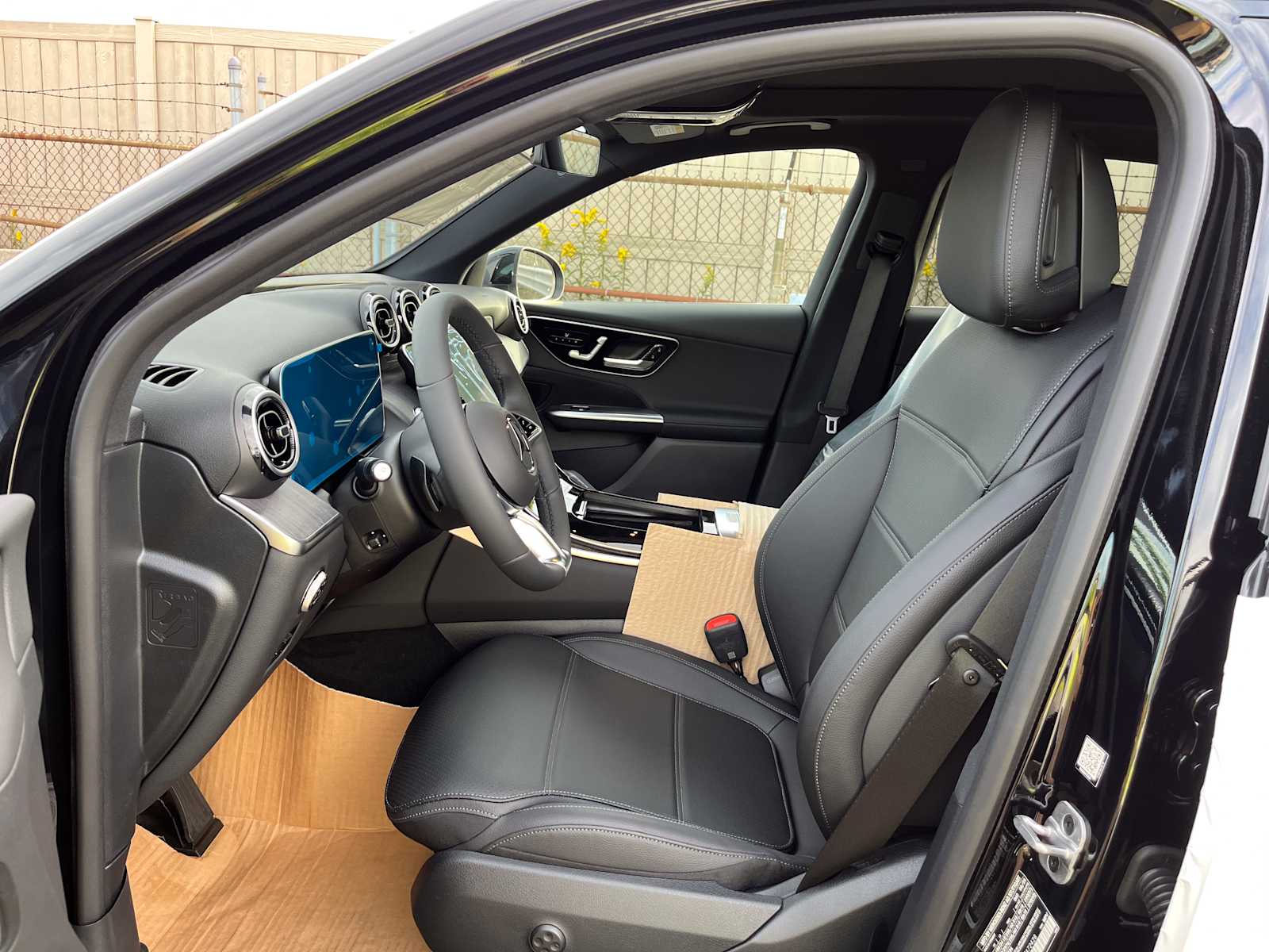 new 2026 Mercedes-Benz GLC 300 car