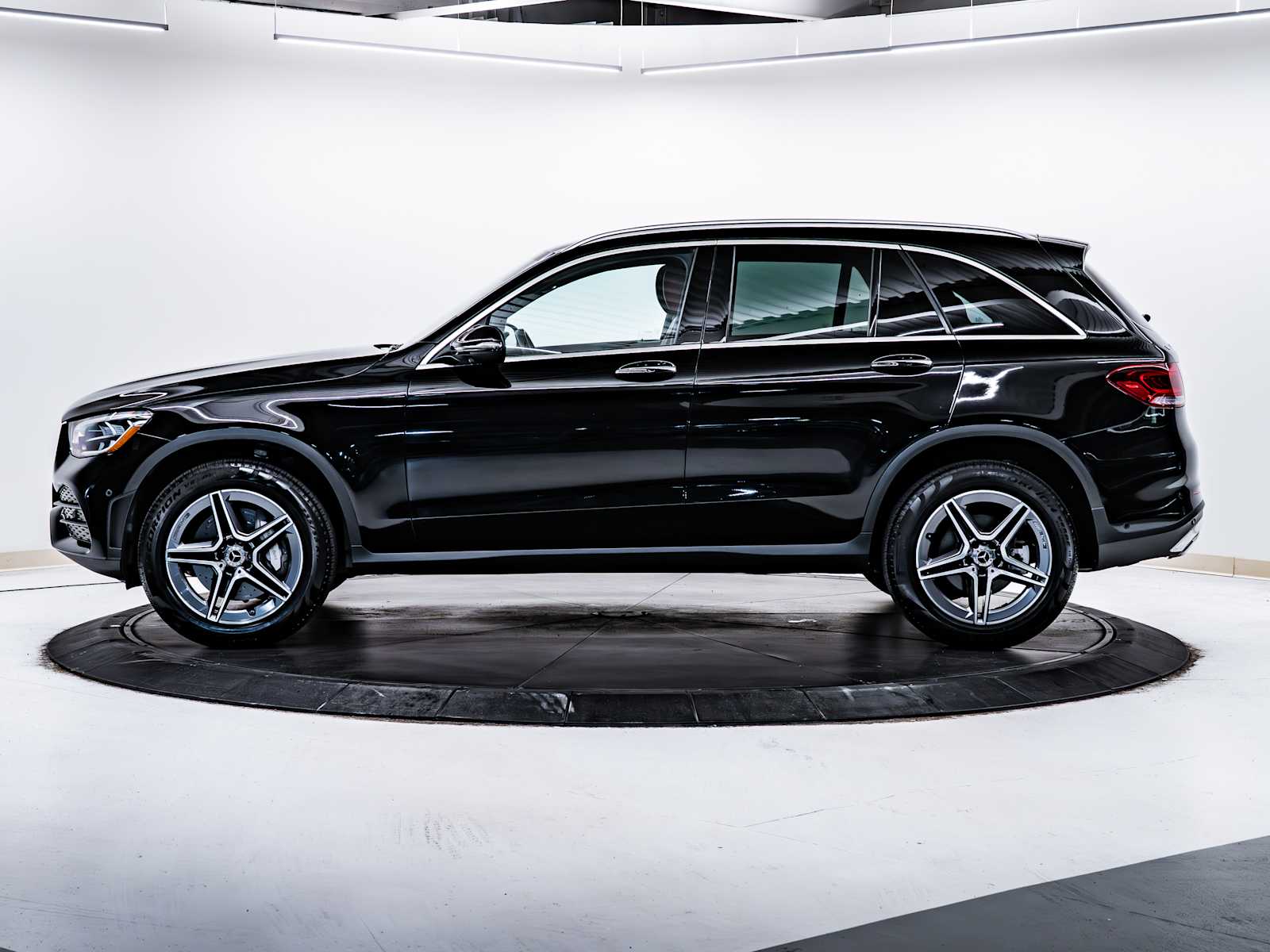 used 2022 Mercedes-Benz GLC 300 car, priced at $34,498
