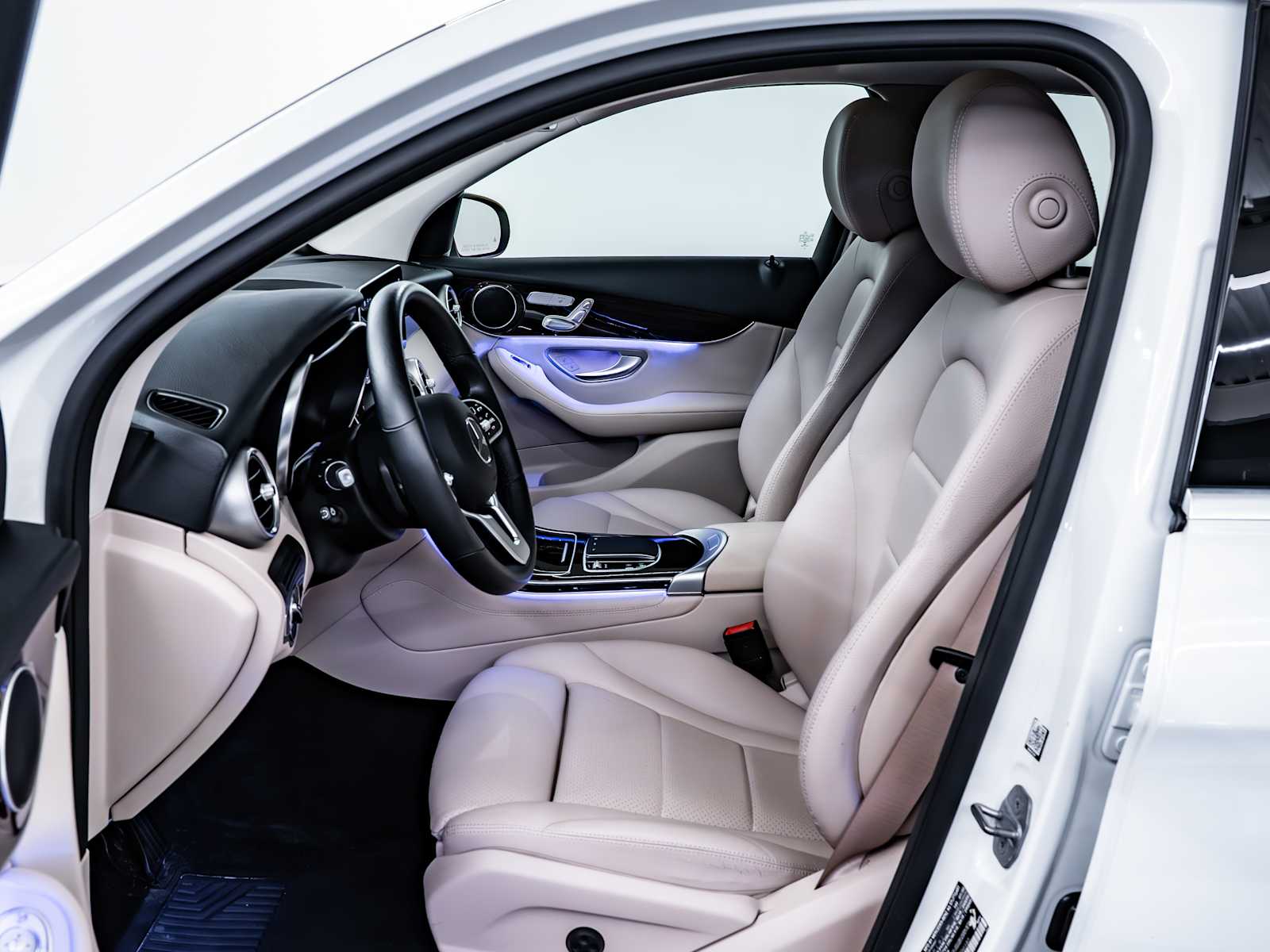 used 2020 Mercedes-Benz GLC 300 car, priced at $27,898