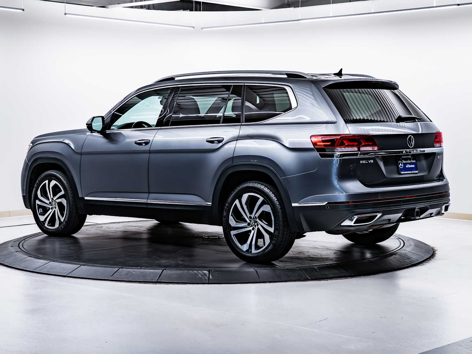used 2021 Volkswagen Atlas car, priced at $23,998
