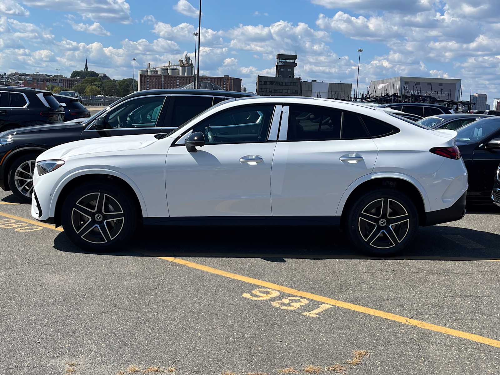 new 2026 Mercedes-Benz GLC 300 car