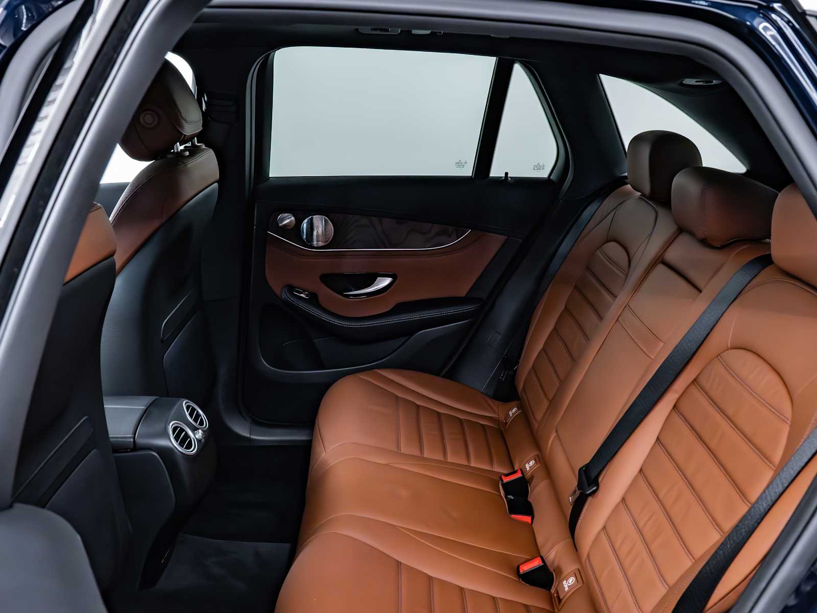 used 2019 Mercedes-Benz GLC 350e Plug-In Hybrid car, priced at $26,998