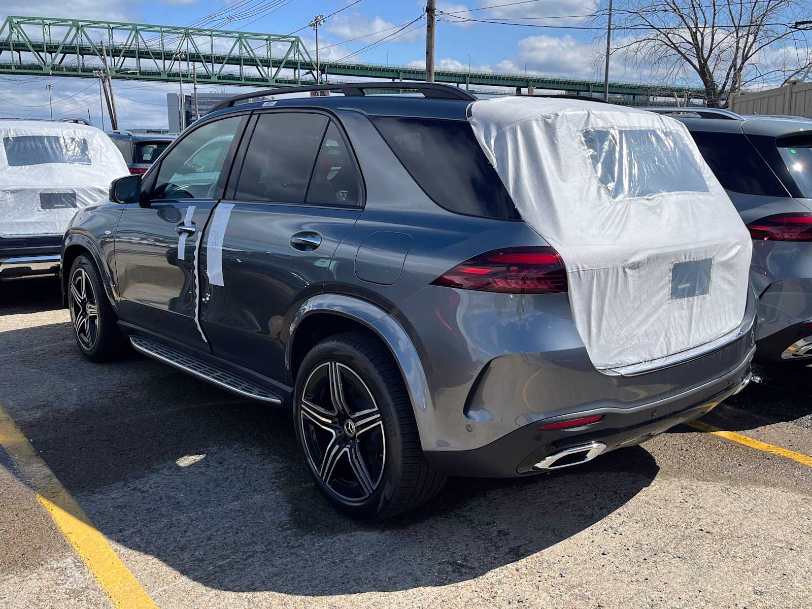 new 2025 Mercedes-Benz GLE 450e Plug-In Hybrid car