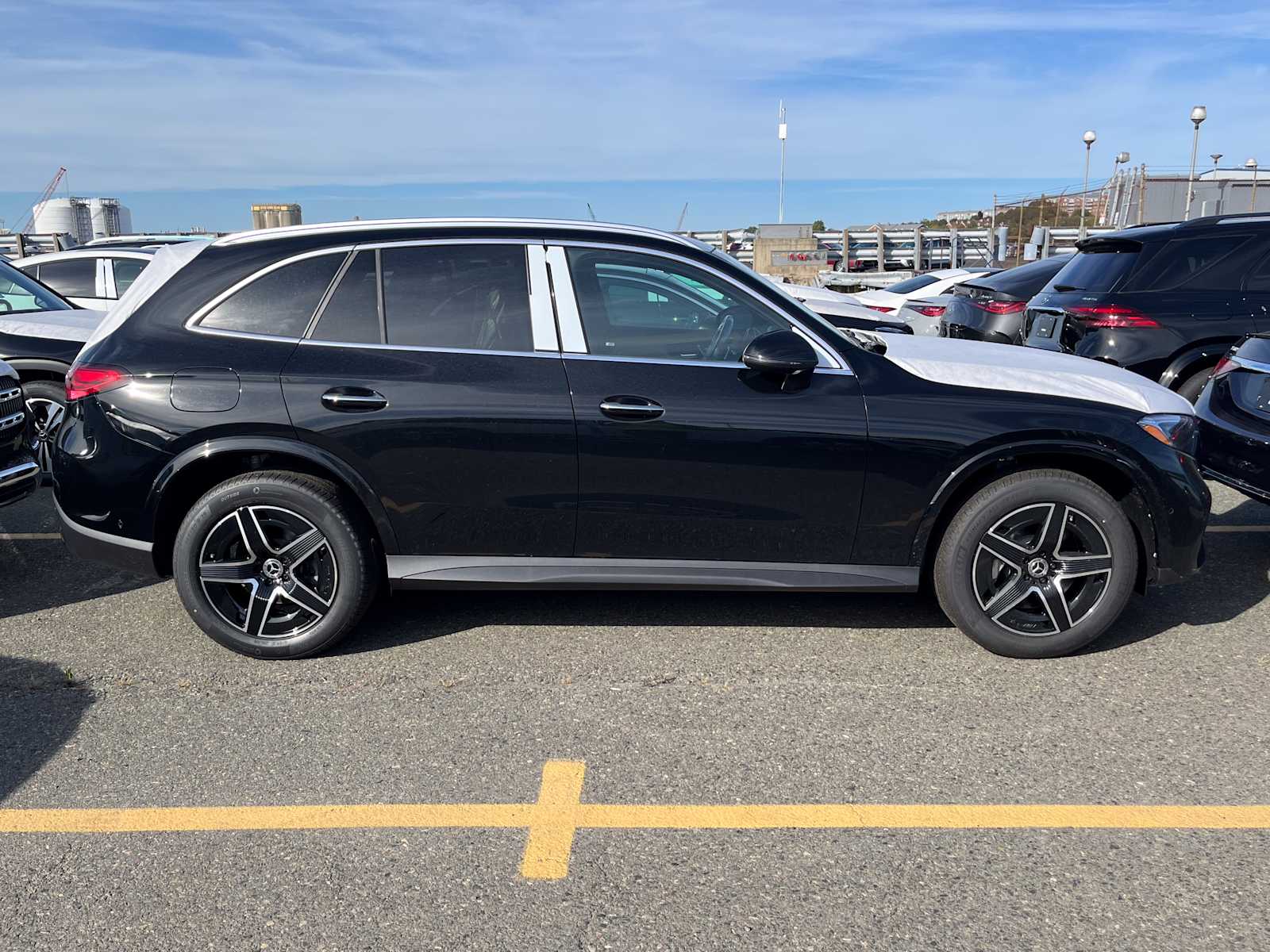 new 2026 Mercedes-Benz GLC 300 car