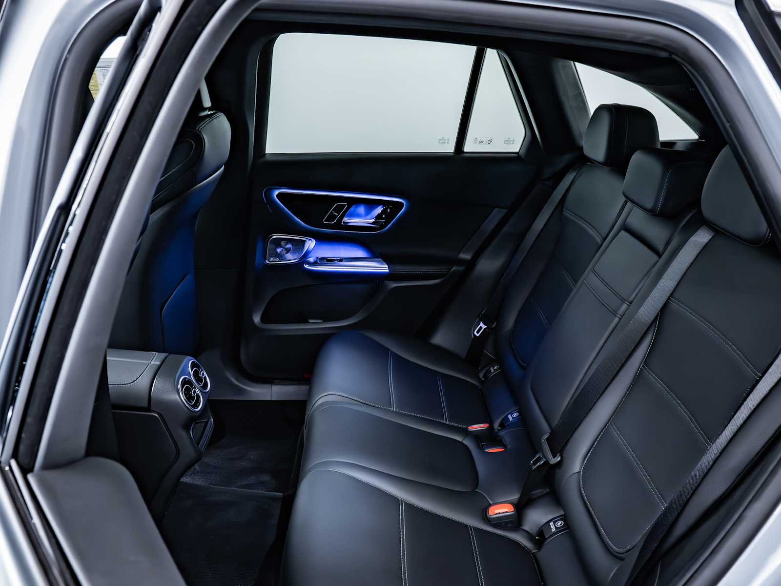 used 2025 Mercedes-Benz GLC 350e Plug-In Hybrid car, priced at $60,598