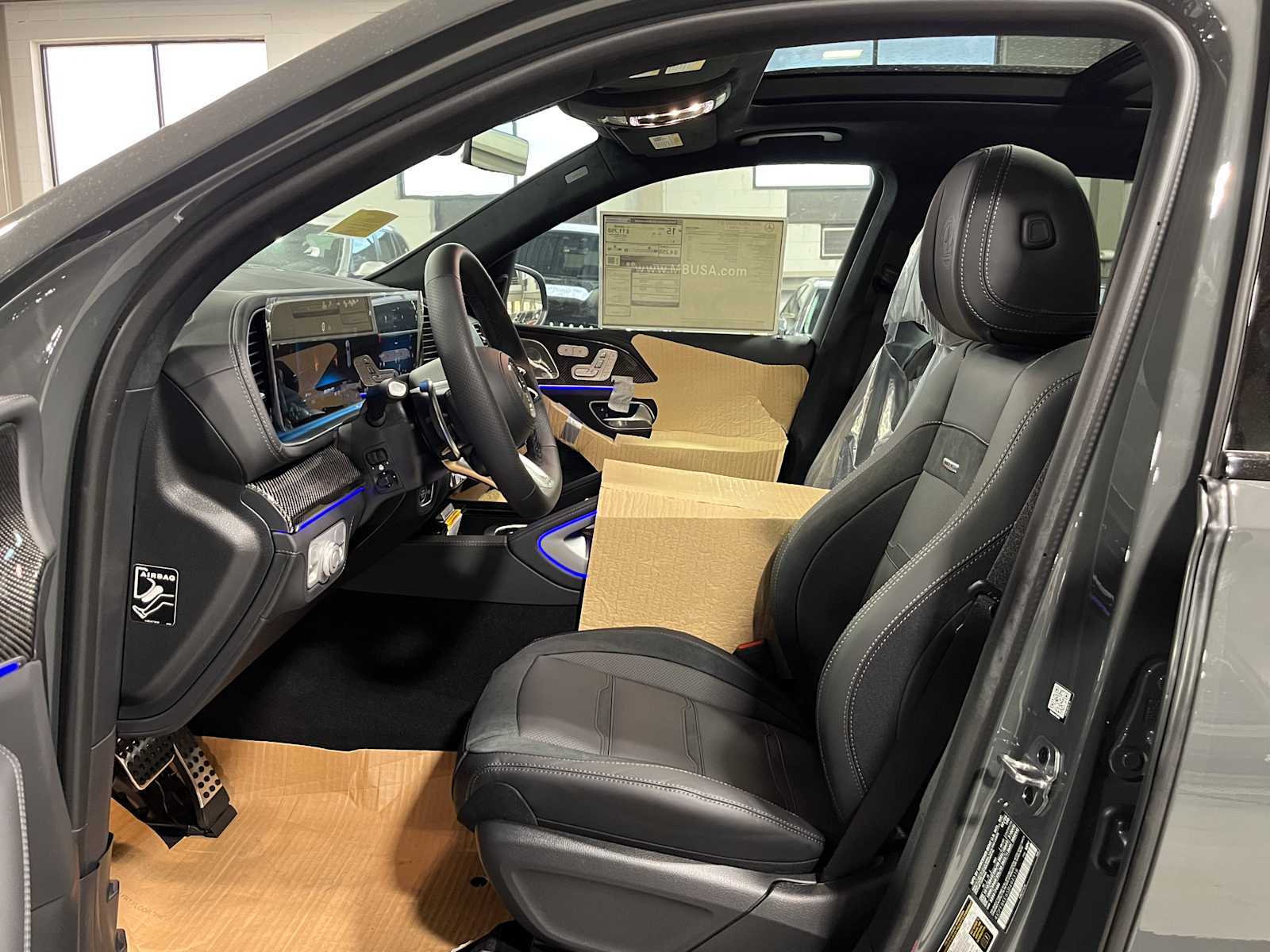 new 2025 Mercedes-Benz AMG GLS 63 car