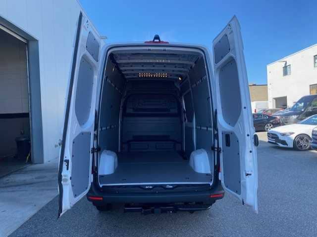 new 2026 Mercedes-Benz Sprinter 2500 car