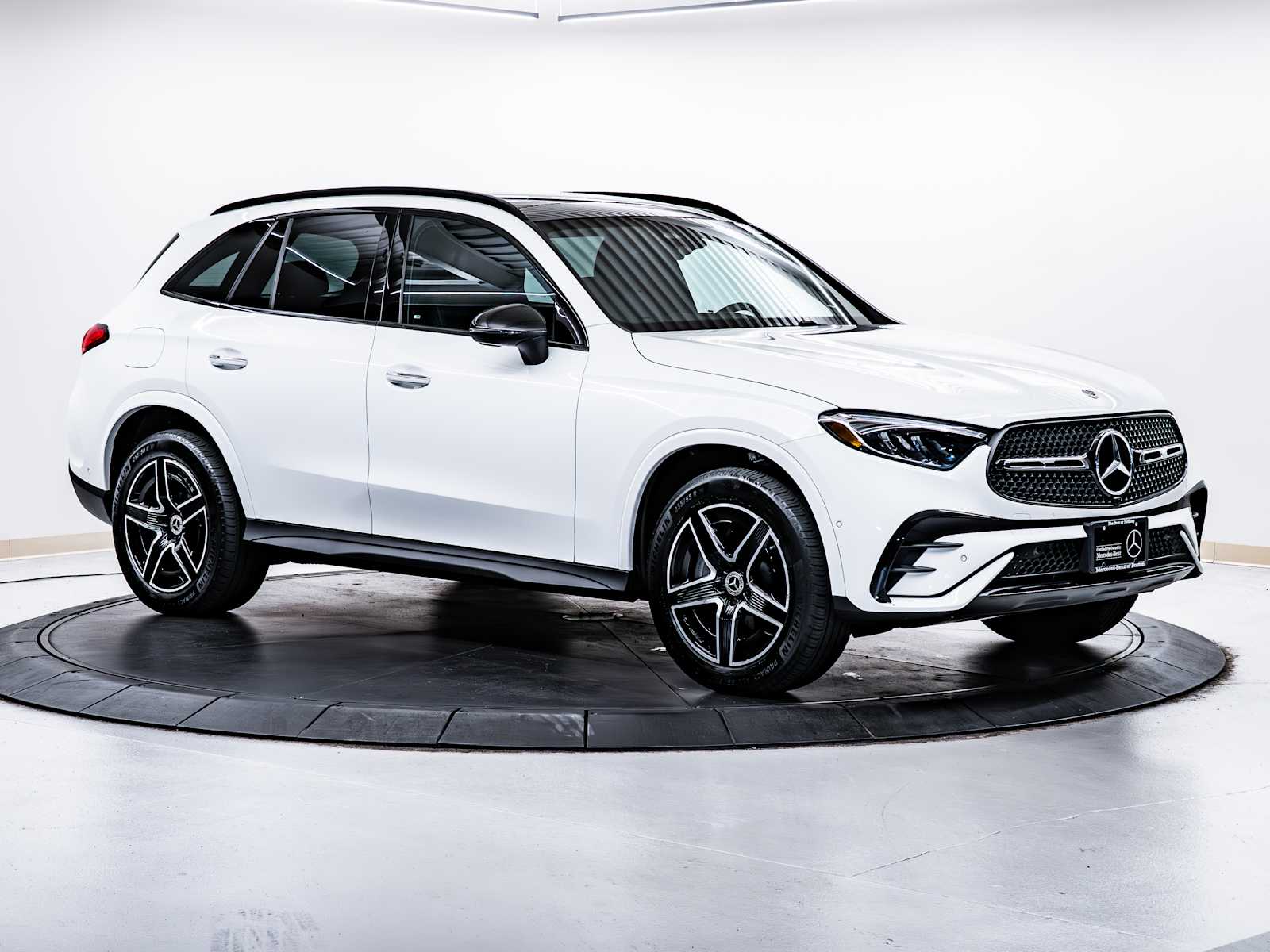 used 2025 Mercedes-Benz GLC 300 car, priced at $50,998