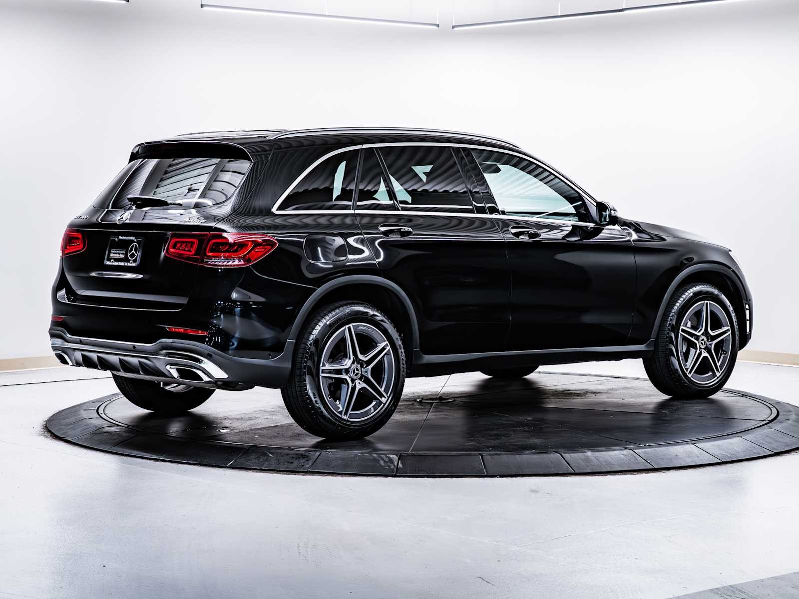 used 2022 Mercedes-Benz GLC 300 car, priced at $34,498