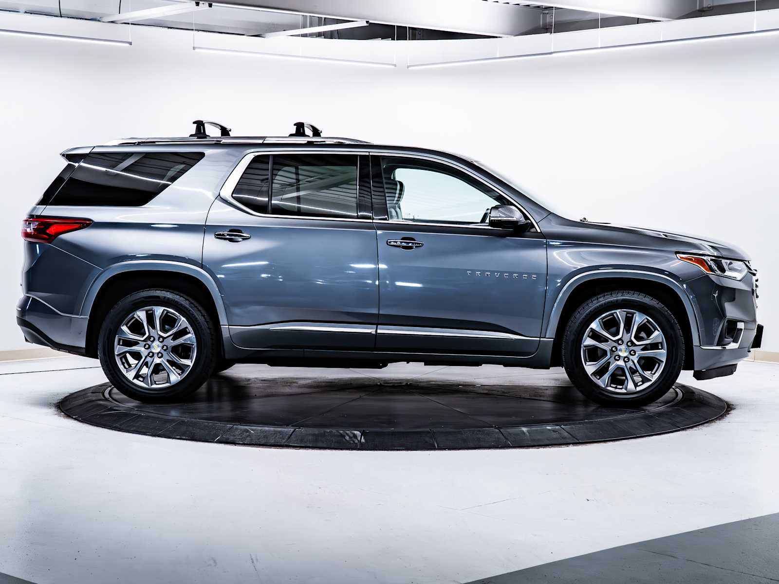 used 2019 Chevrolet Traverse car, priced at $24,398