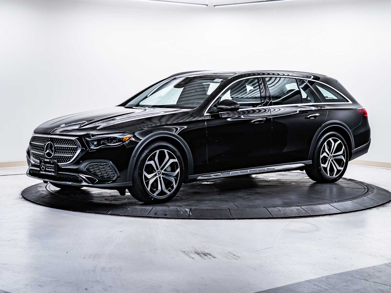 used 2024 Mercedes-Benz E-Class car, priced at $68,998