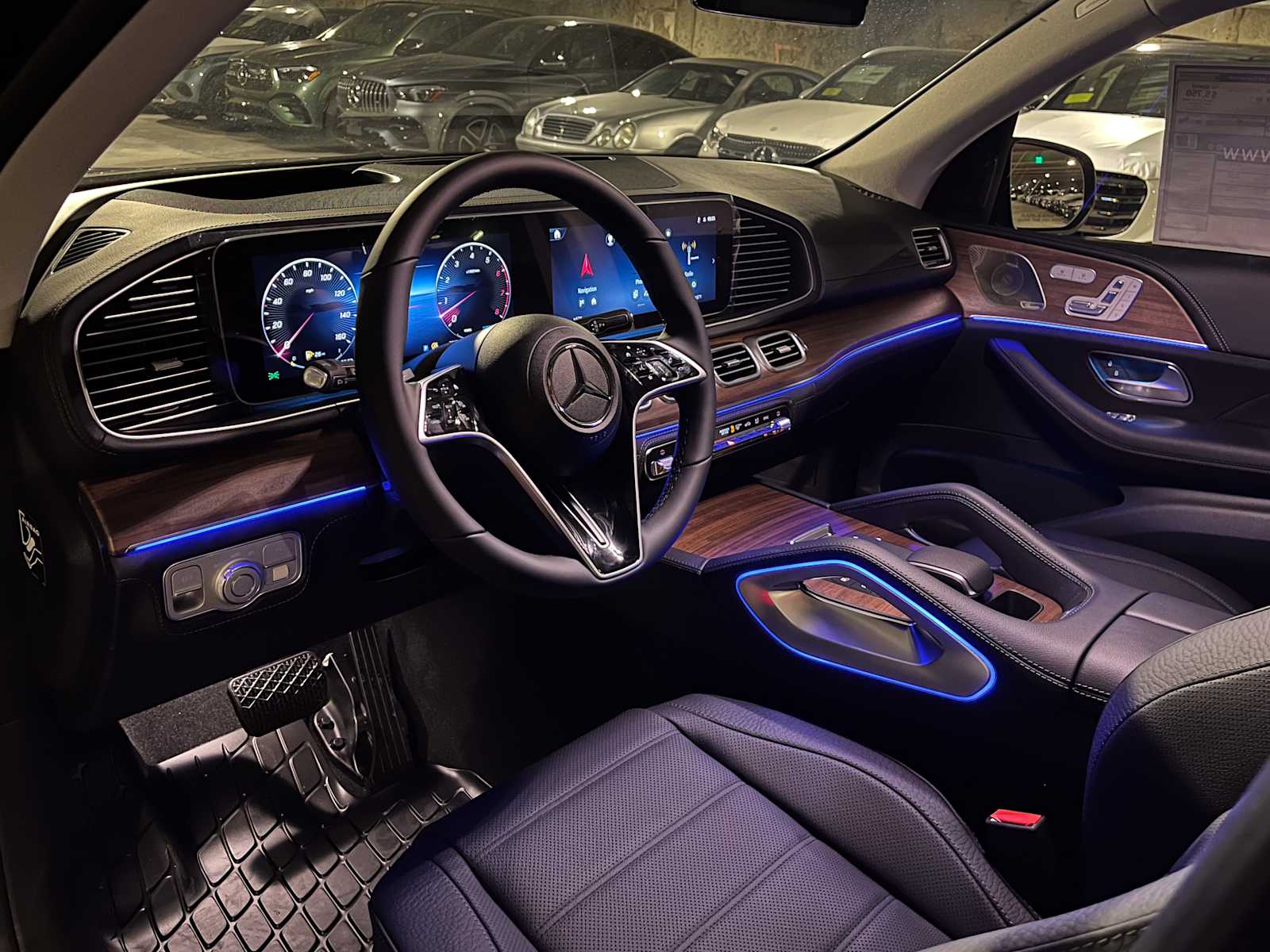 new 2025 Mercedes-Benz GLE 450 car
