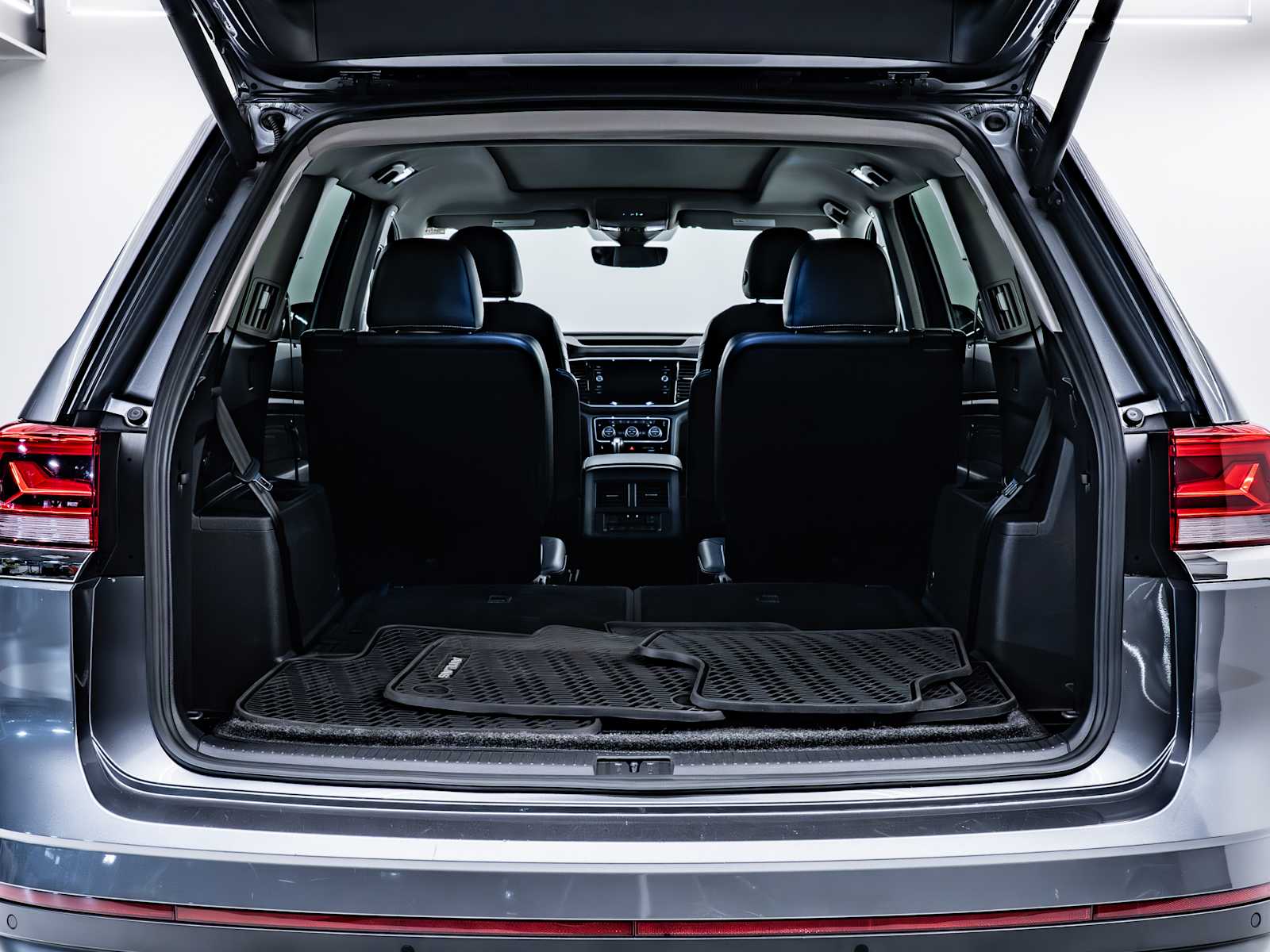 used 2021 Volkswagen Atlas car, priced at $23,998