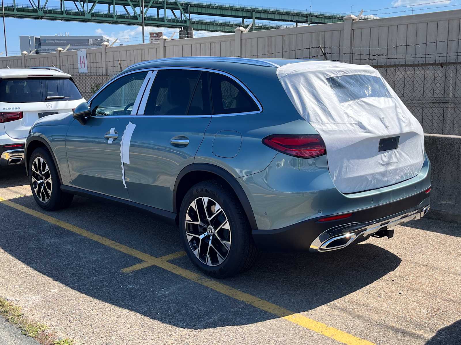 new 2026 Mercedes-Benz GLC 350e Plug-In Hybrid car