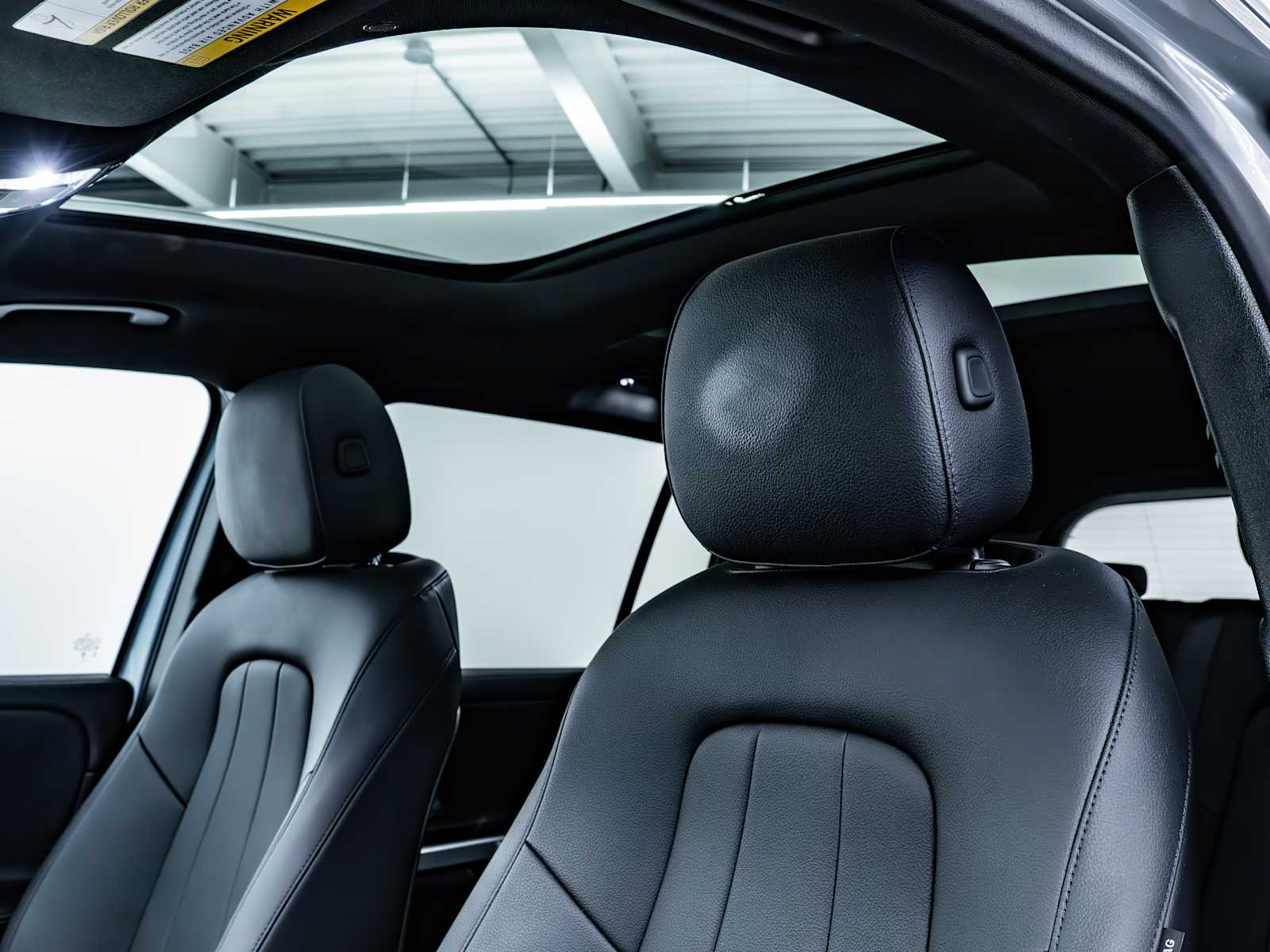 used 2023 Mercedes-Benz GLB 250 car, priced at $33,498