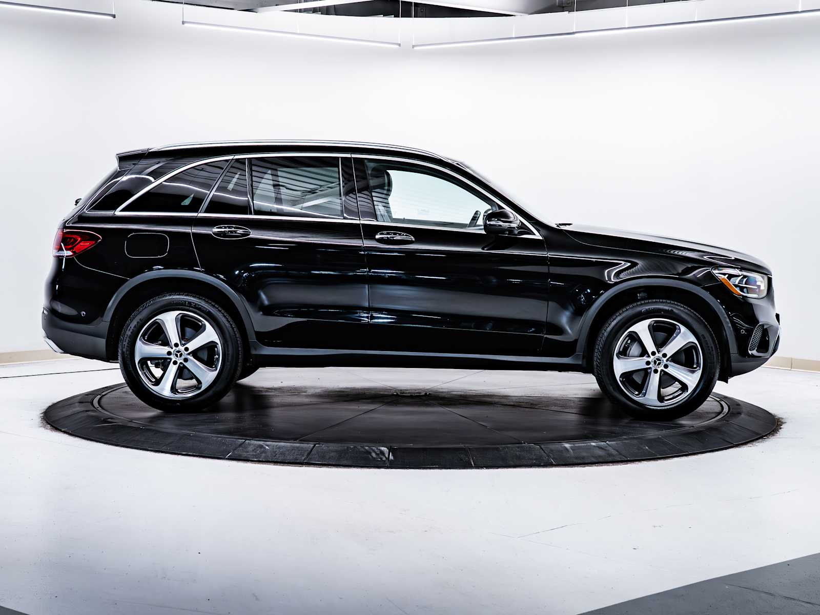 used 2022 Mercedes-Benz GLC 300 car, priced at $36,498