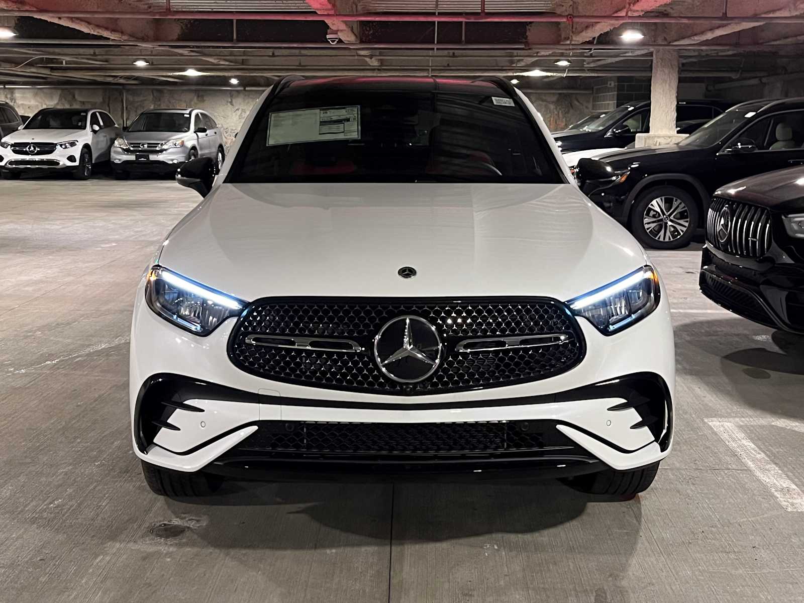 new 2025 Mercedes-Benz GLC 300 car