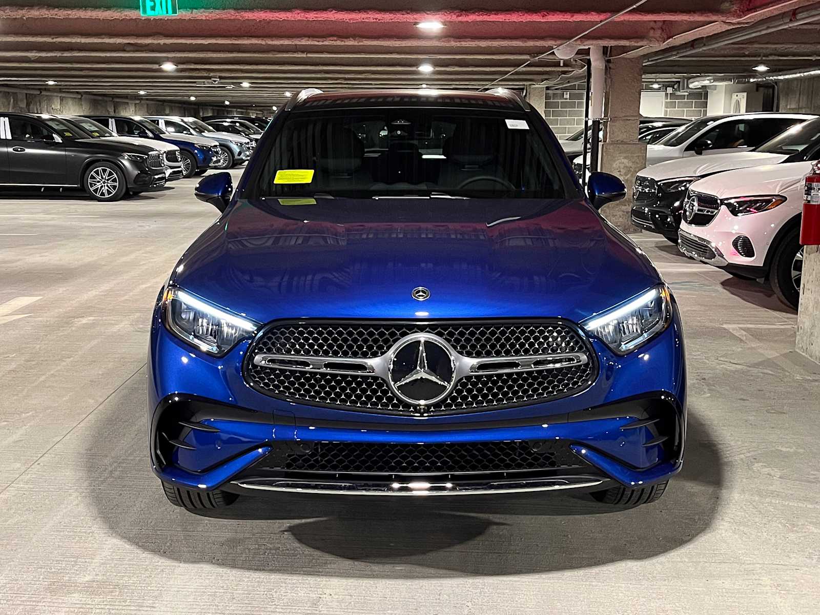new 2025 Mercedes-Benz GLC 300 car