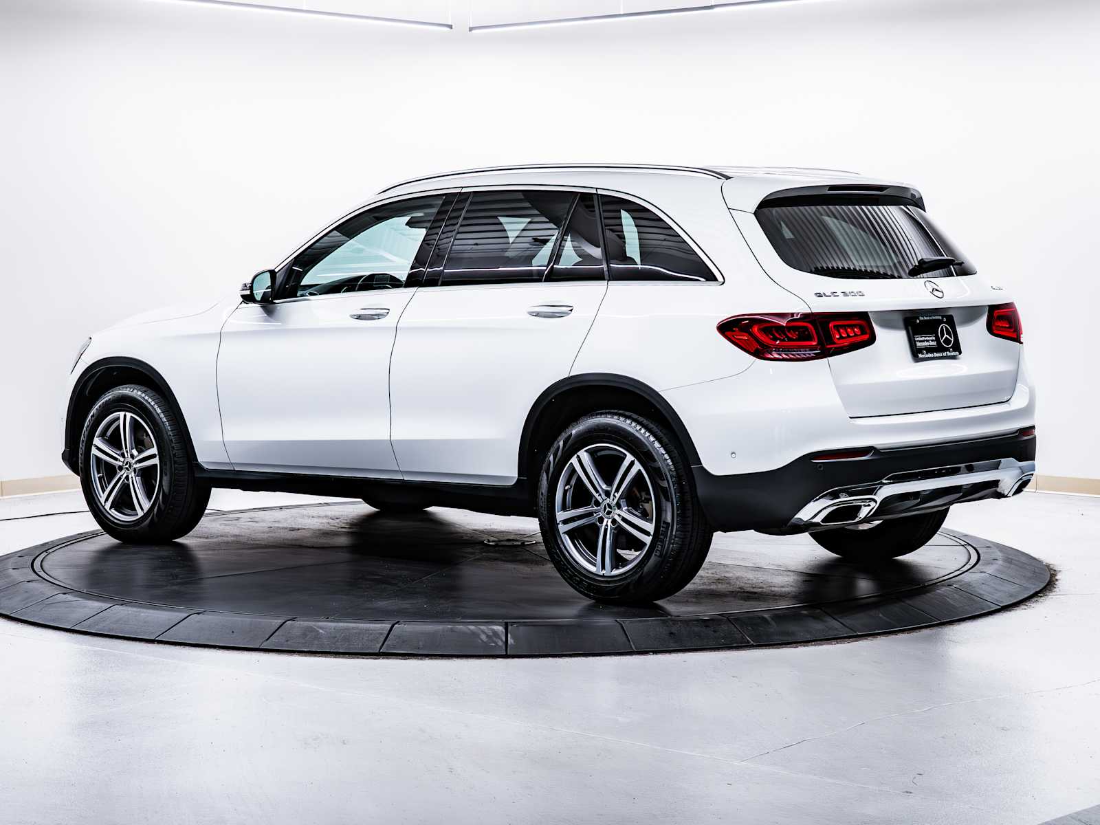 used 2022 Mercedes-Benz GLC 300 car, priced at $32,798