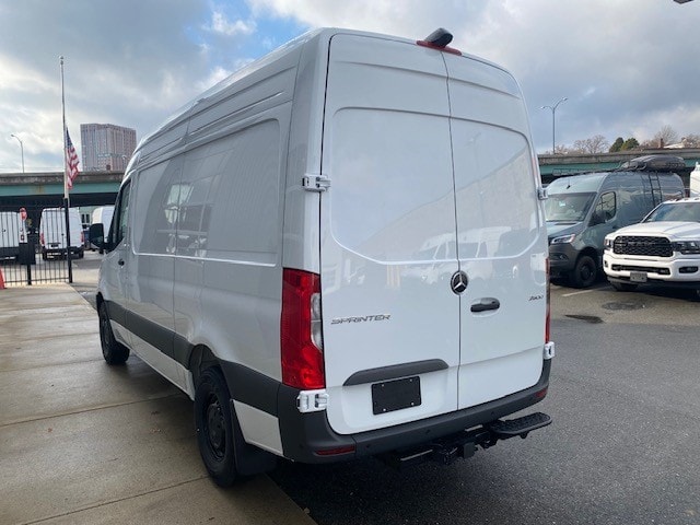 new 2025 Mercedes-Benz Sprinter 2500 car