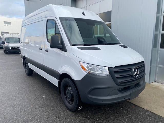 new 2025 Mercedes-Benz Sprinter 2500 car