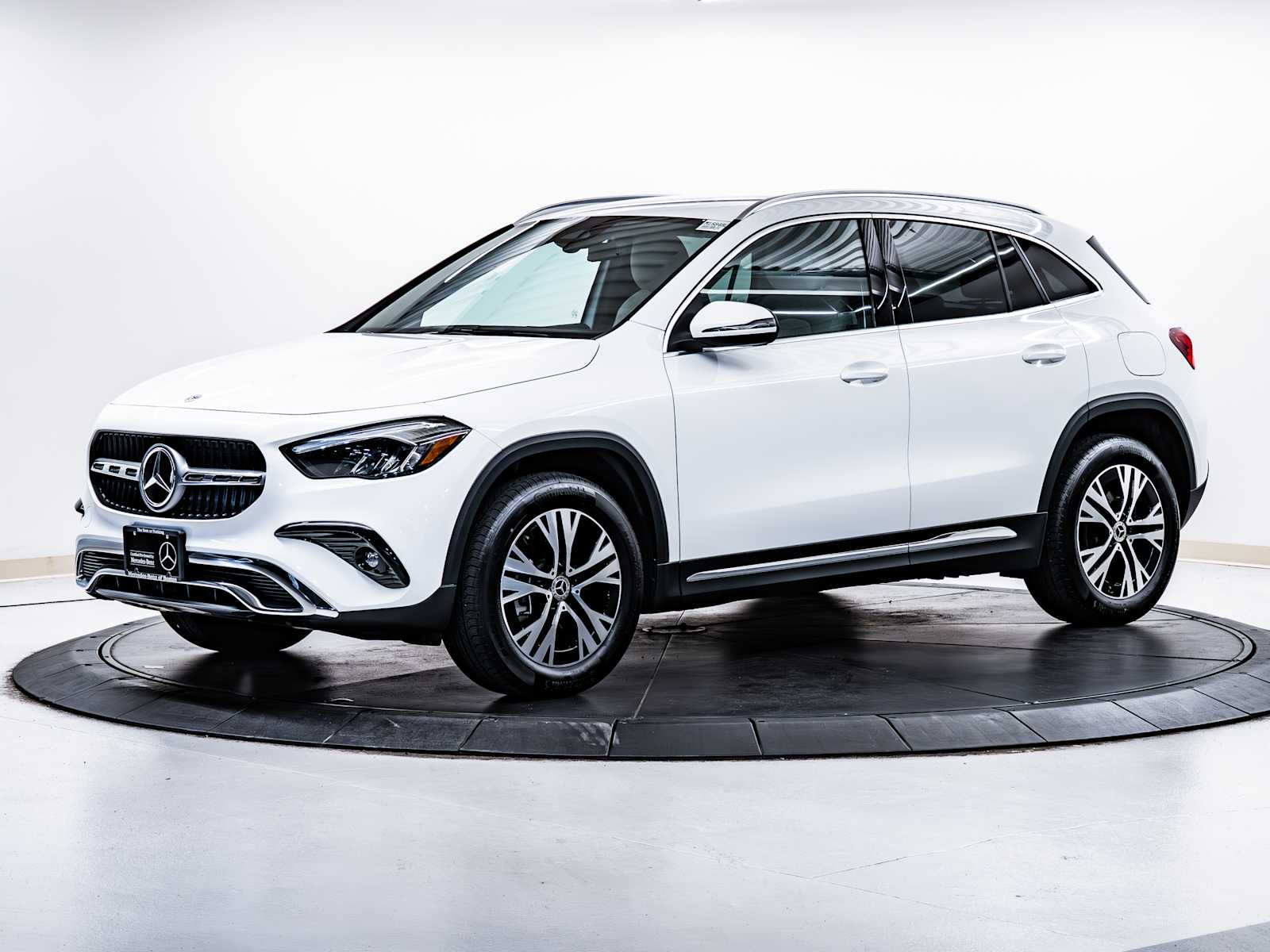 used 2025 Mercedes-Benz GLA 250 car, priced at $38,998